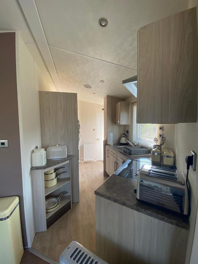 Ascot Lodge - Hot Tub Hideaway - Northumberland Felton  Exterior photo